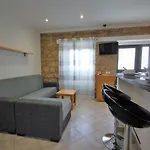 Baltum - Free Private Parking - Wifi - Airco # By Bedzy # * Αλμπουφέιρα