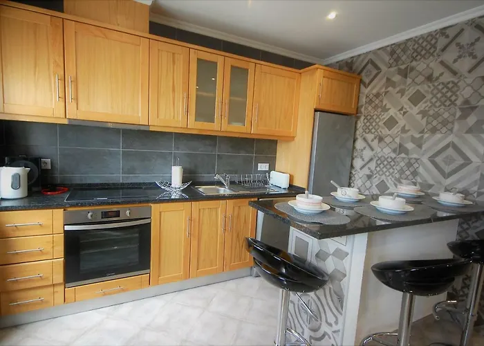 펜션 Baltum - Free Private Parking - Wifi - Airco # By Bedzy # *