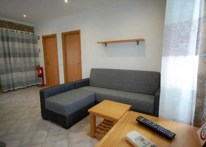 펜션 Baltum - Free Private Parking - Wifi - Airco # By Bedzy # 알부페이라